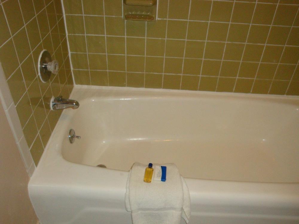 Economy Inn photo 12