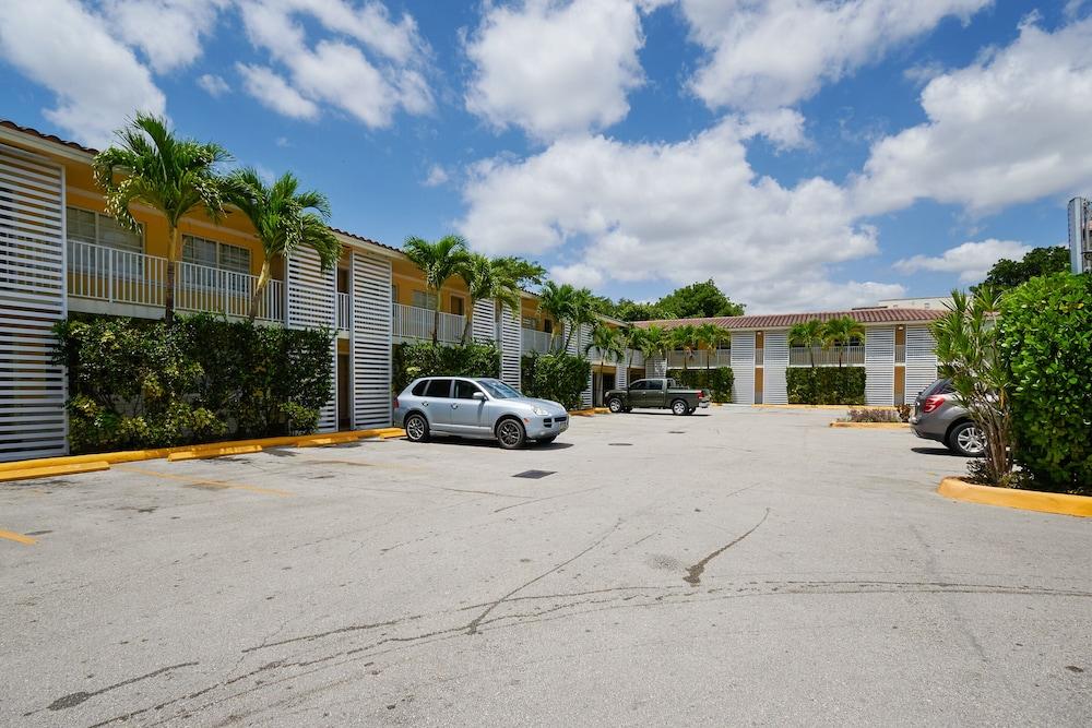 Gables Cove Hotel photo 36