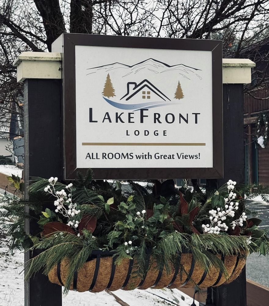 LakeFront Lodge photo 10