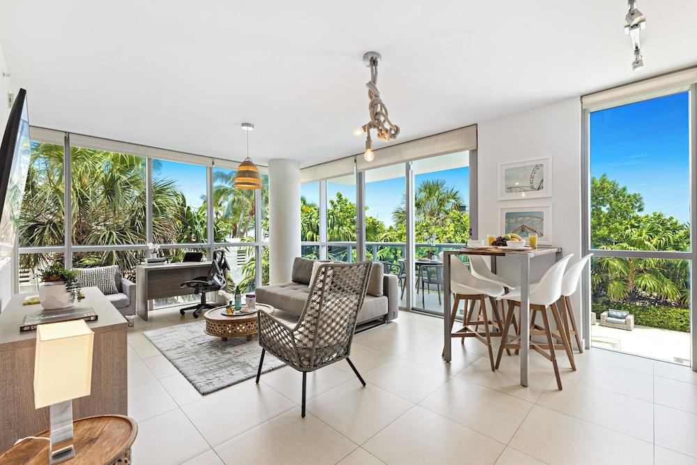Dharma Home Suites Miami at Monte Carlo photo 81