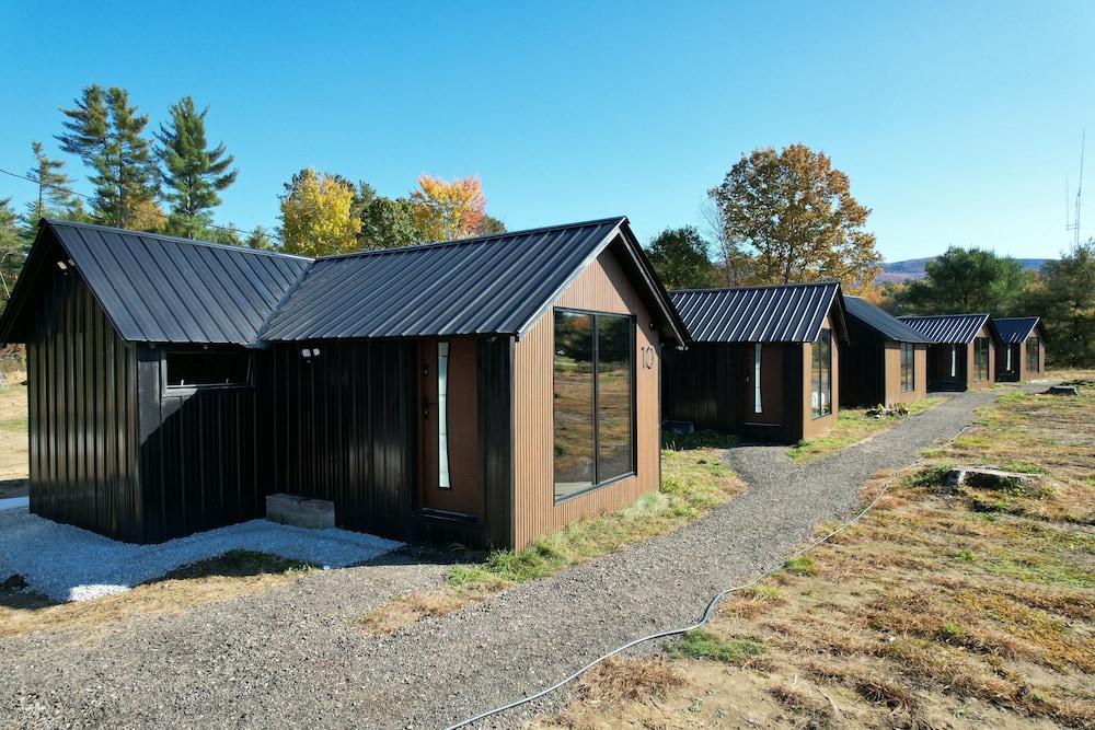 Emrose Luxury Cabins photo 14