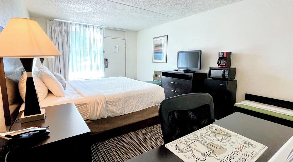 Budgetel photo 21