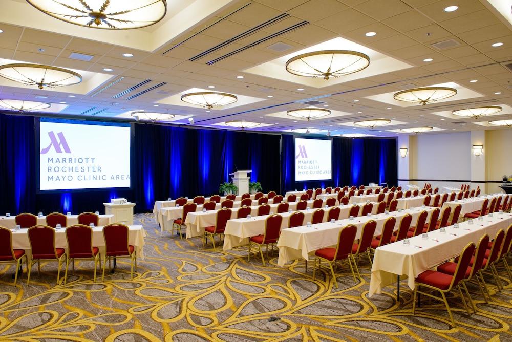 Marriott Rochester Mayo Clinic photo 40