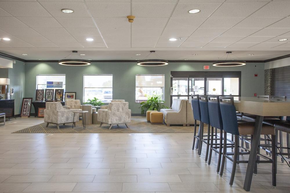 Holiday Inn & Suites Spring- The Woodlands Area by IHG photo 2