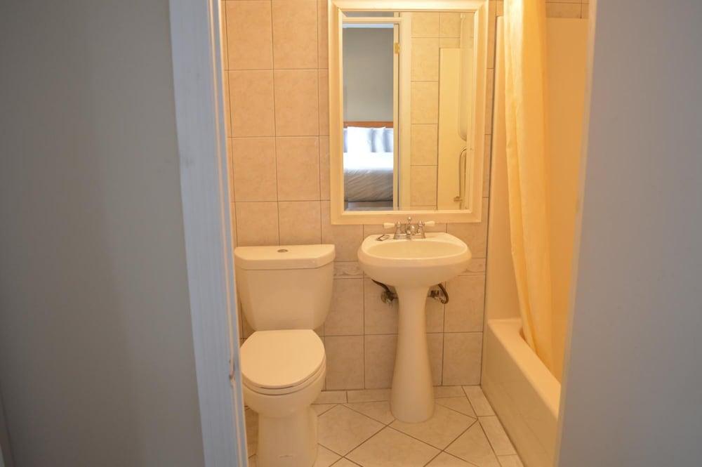 Nashoba Valley Inn & Suites photo 20