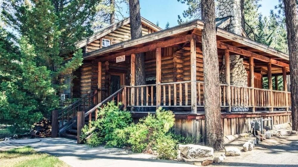 Eagle's Nest Lodge photo 67