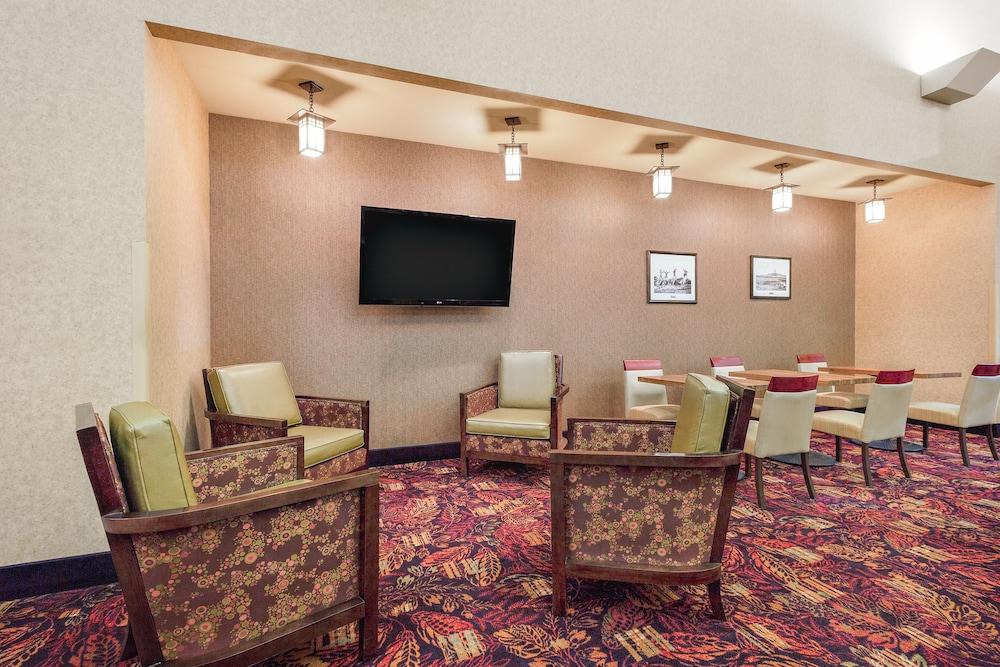 Holiday Inn Express & Suites Gillette by IHG photo 32