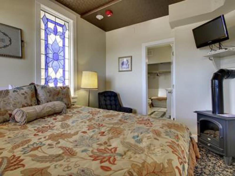 Ghost City Inn photo 9