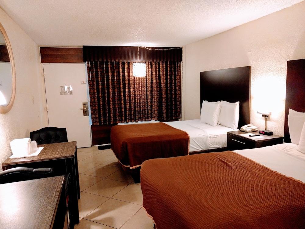 Red Carpet Inn Airport and Cruise Port Hotel Fort Lauderdale photo 15