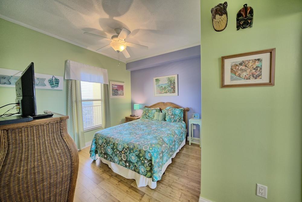 Gulf Crest Condominiums photo 8