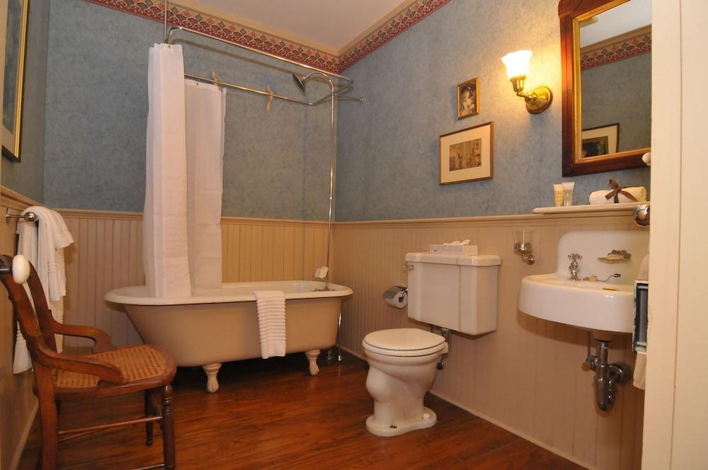 Atlantic Hotel photo 78