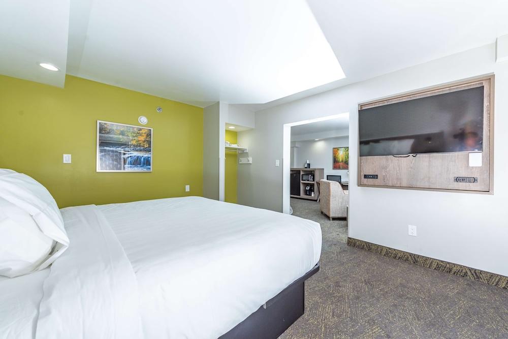Best Western Plus Apple Valley Lodge Pigeon Forge photo 16