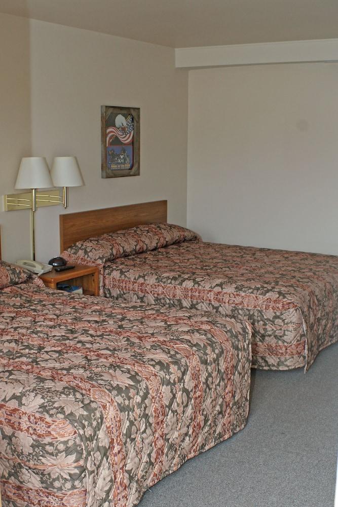 Iron Horse Inn photo 3