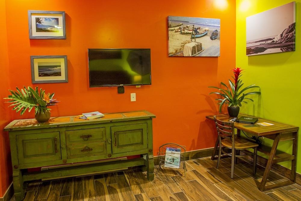 Nomads Hotel - Near San Clemente Pier photo 25