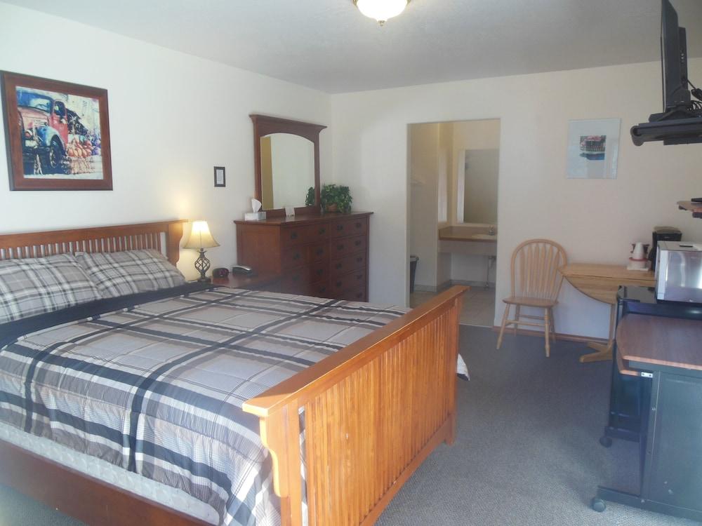 Clark Fork Lodge photo 7