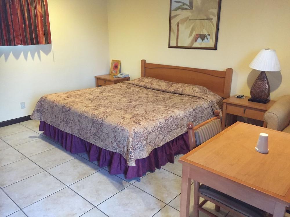 Bayshore Inn Motel photo 4