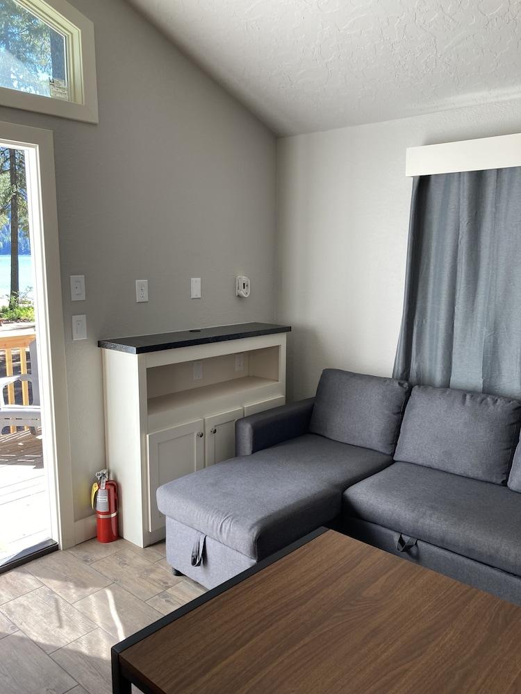 Silver Beach Resort photo 33
