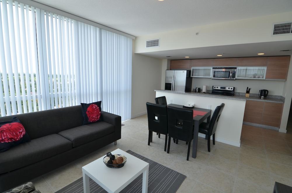 Riviera Luxury Living at River Oaks Marina and Tower photo 53