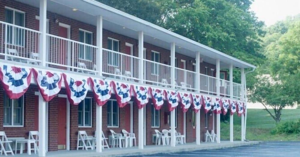 Creekwood Motel photo 7
