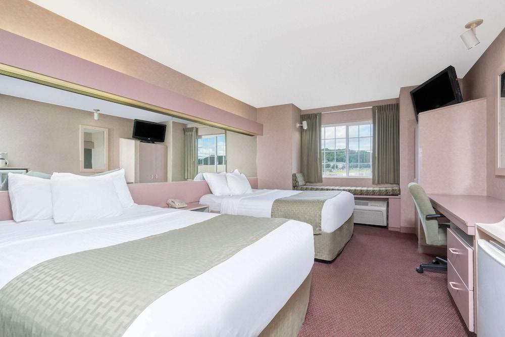 Microtel Inn by Wyndham Onalaska/La Crosse photo 9