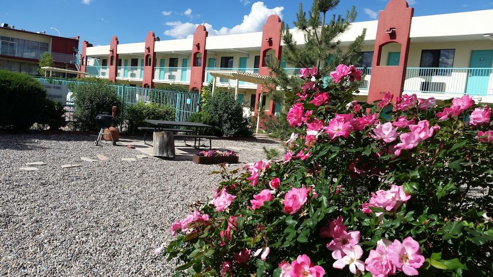 Days Inn by Wyndham Santa Fe New Mexico photo 27