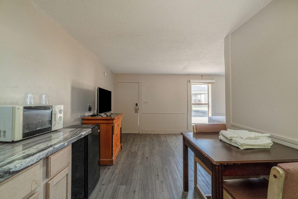 Cypress Inn Motel By OYO West Monroe I-20 photo 65