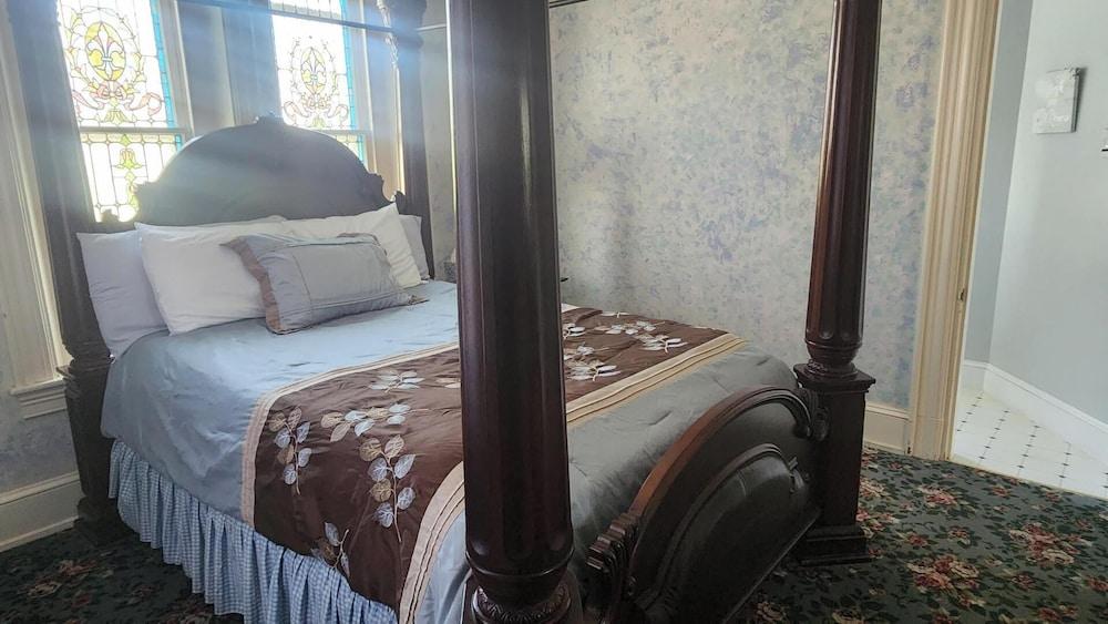 Greystone Manor Bed & Breakfast photo 8