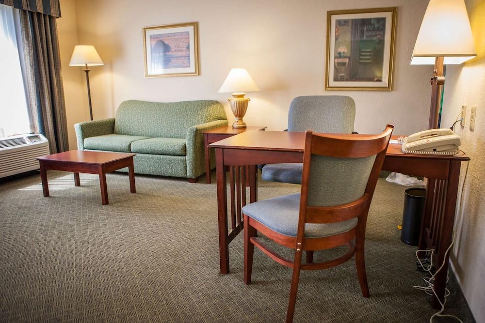 Hampton Inn & Suites Springfield-Southwest photo 20
