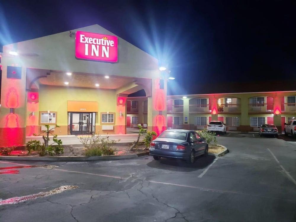 Executive Inn photo 30