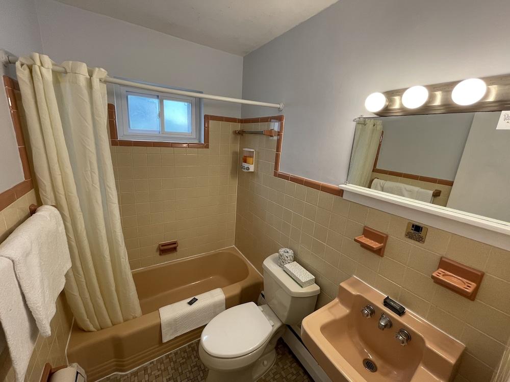 RusMar Motel photo 6