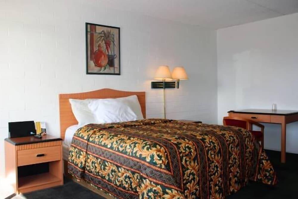 Amazon Motel photo 6