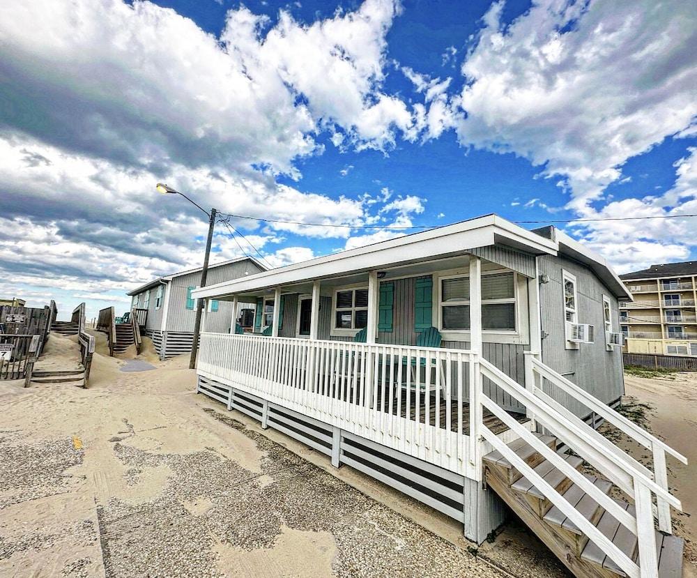 SandSpur Ocean Cottages photo 40