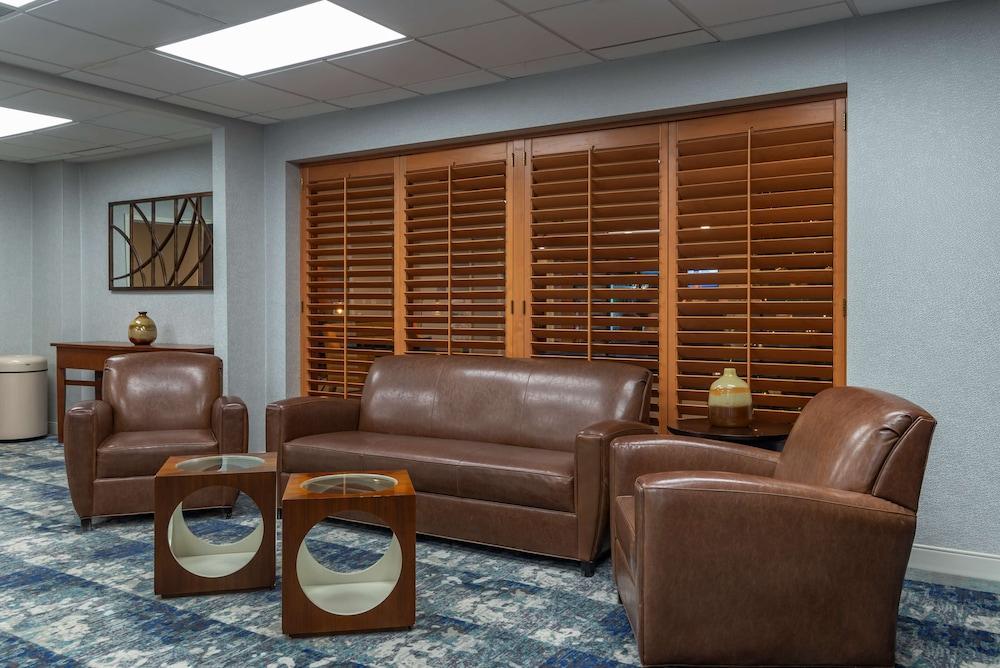 Best Western Plus Dalton Inn photo 24