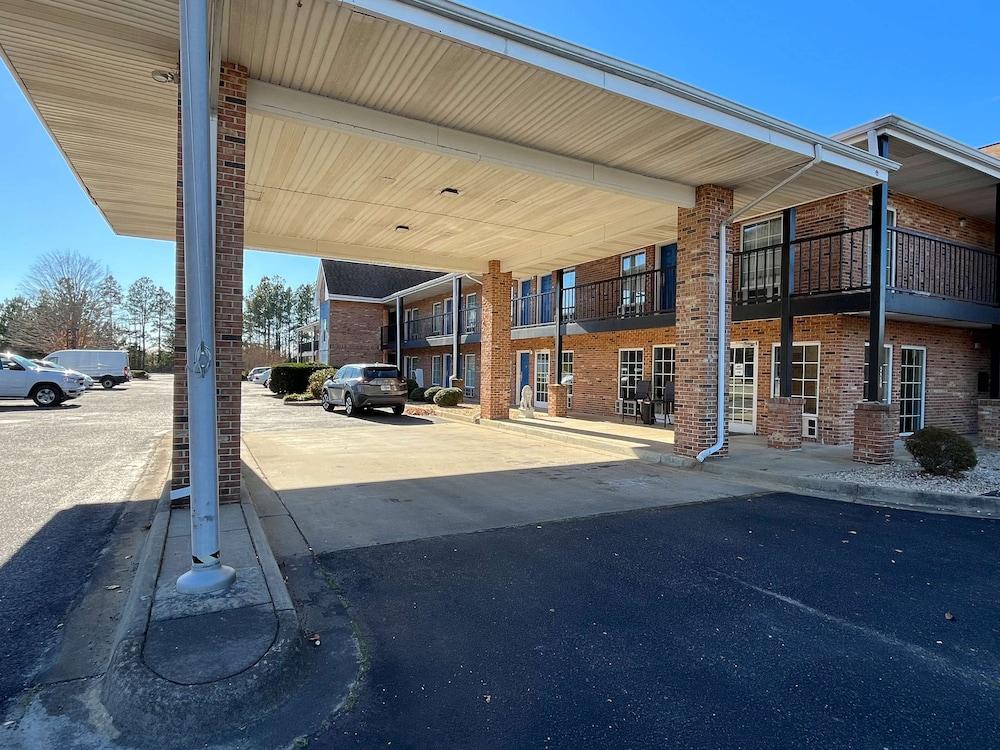 Motel 6 Bracey, VA – I-85 photo 20