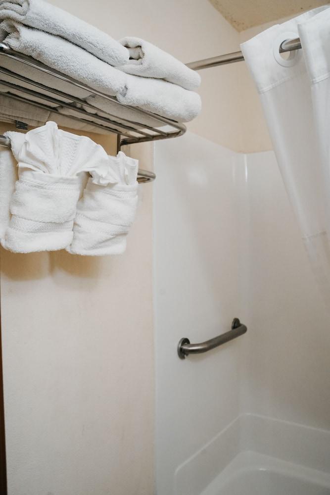 Hotel Bluestone photo 9