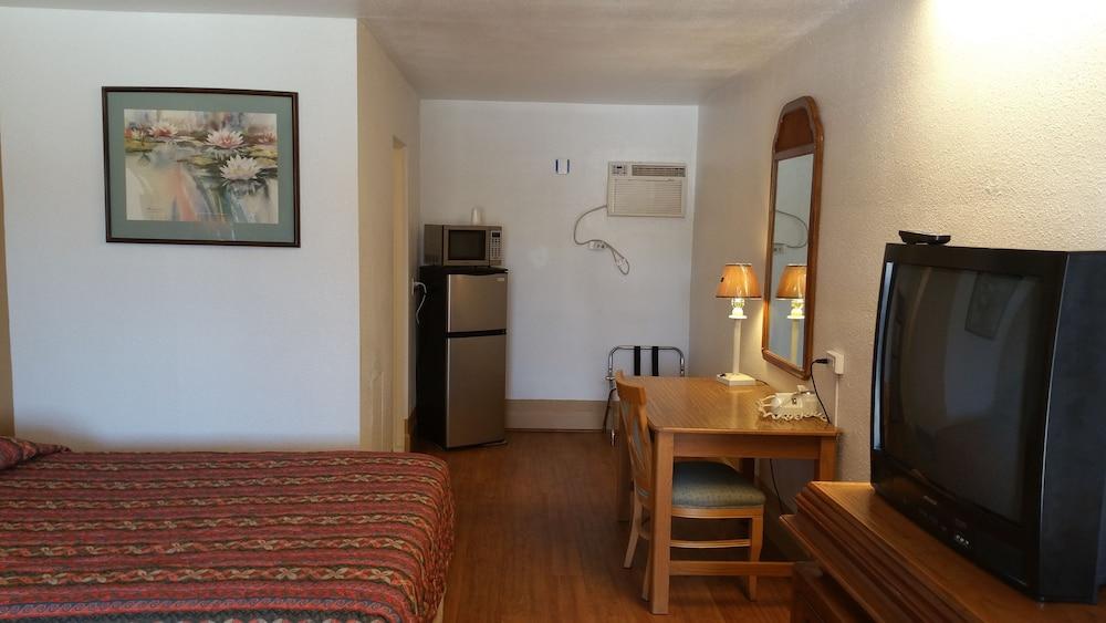 Tri-State Inn photo 10