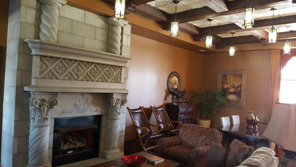 The Campbell Hotel on Route 66 photo 10