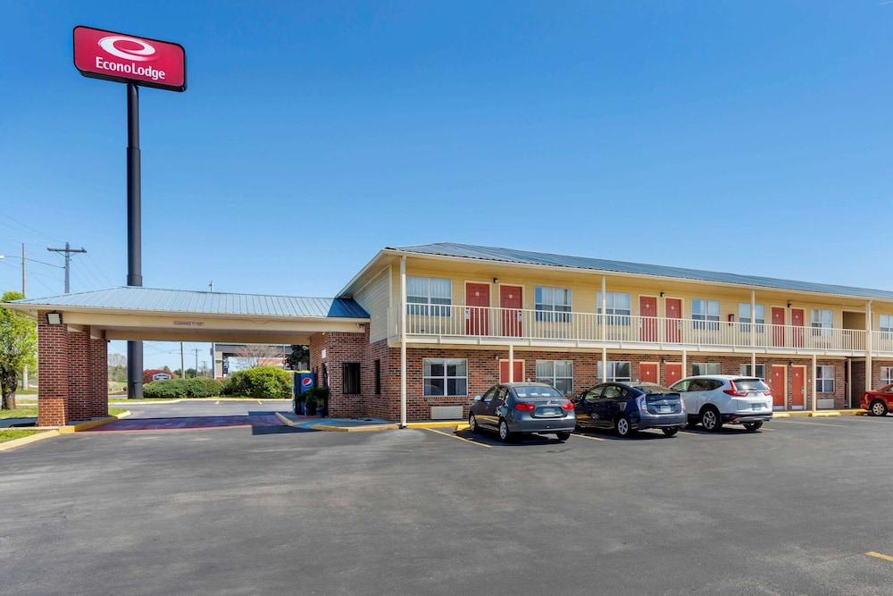 Econo Lodge Athens I-75 photo 13