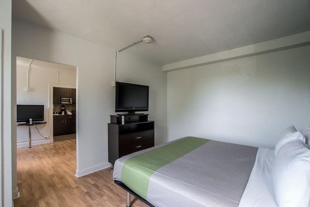 Quality Inn & Suites Kansas City Downtown photo 23
