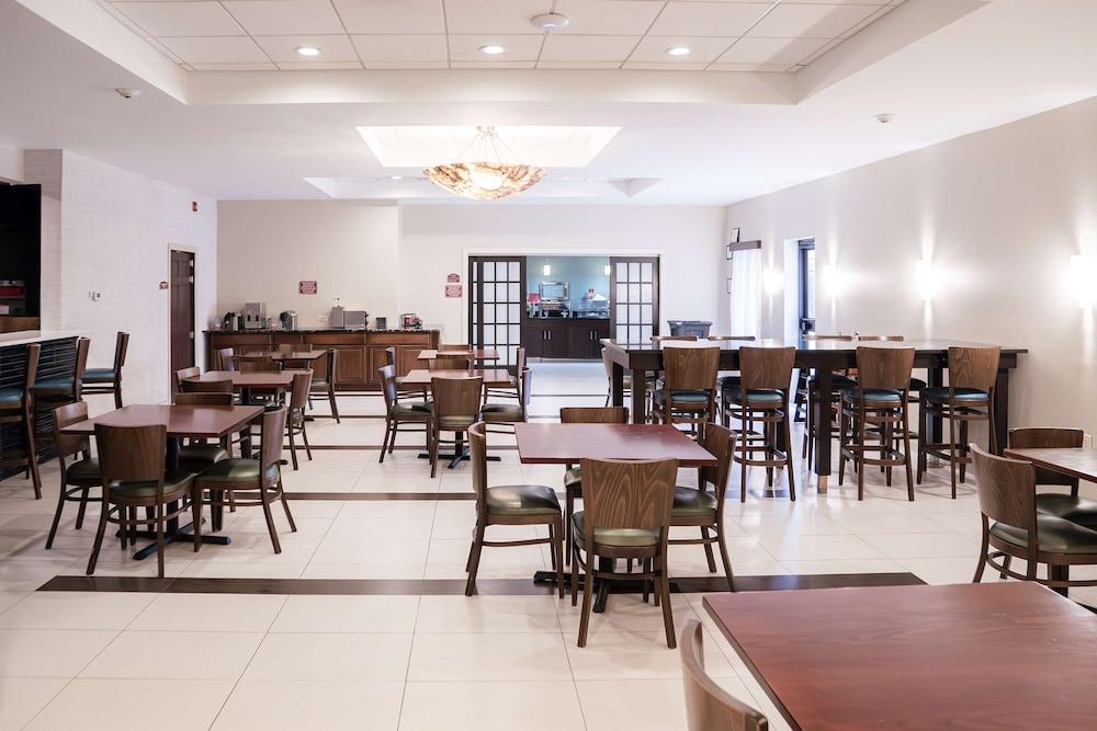 Spark by Hilton Bensalem Philadelphia photo 22