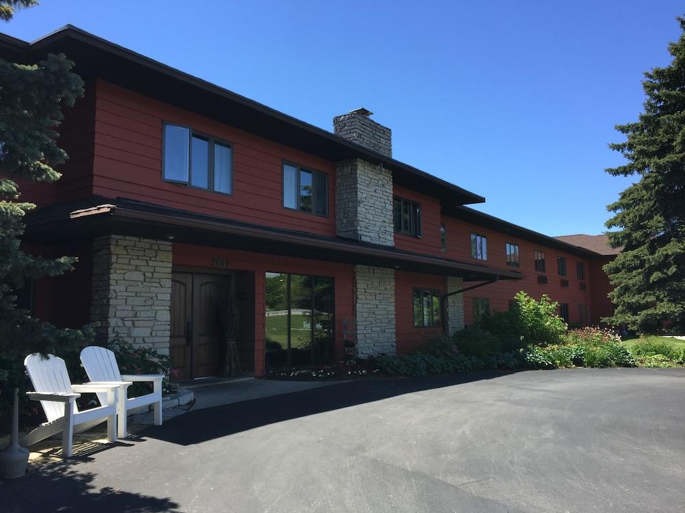 Open Hearth Lodge photo 51