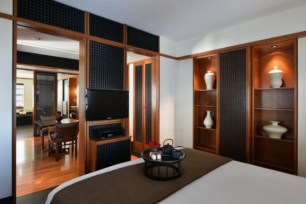 The Setai photo 23