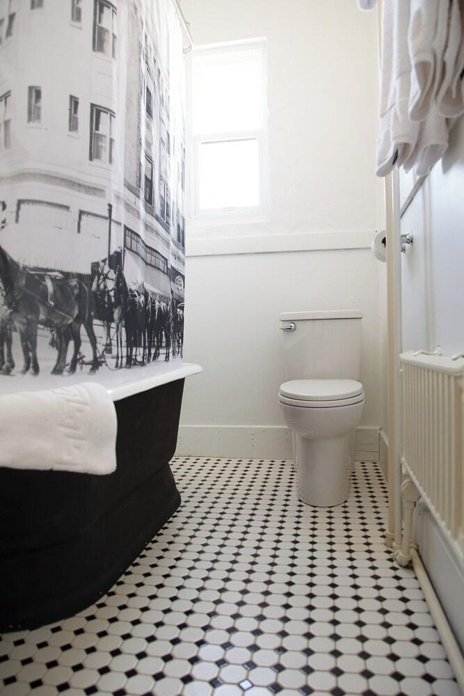 The Andrus Hotel photo 51