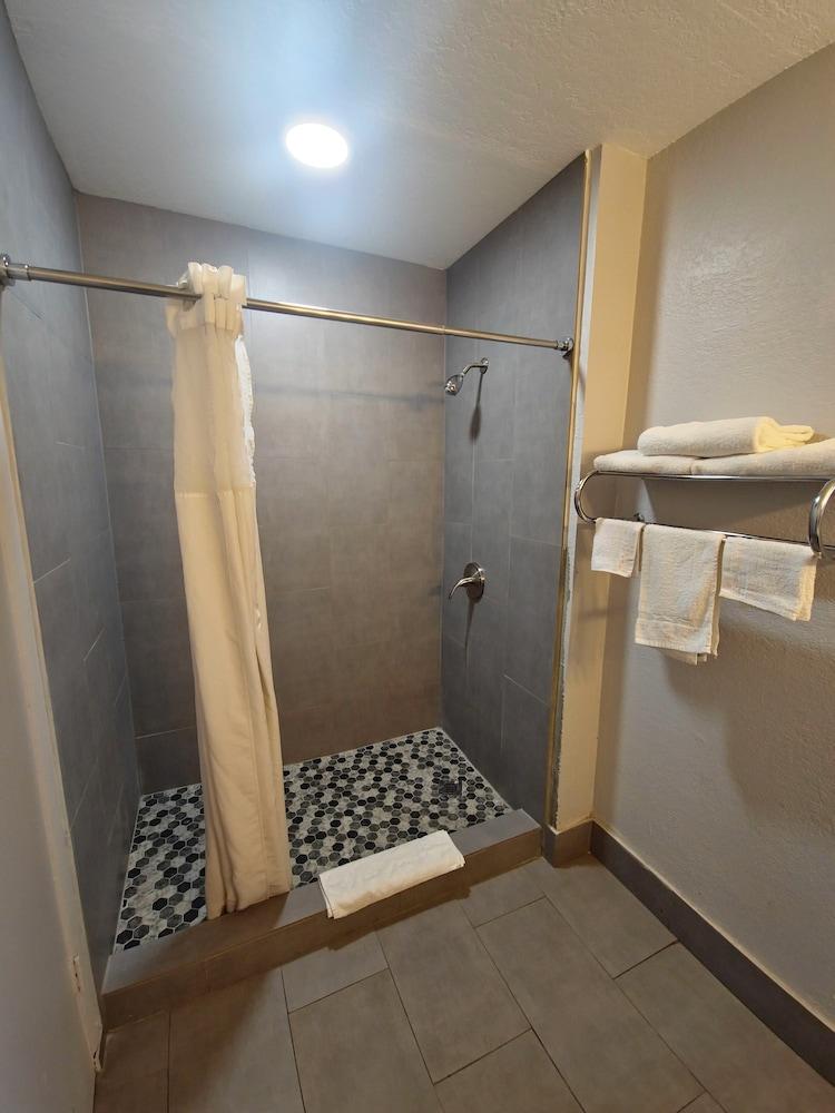 The L Motel photo 16