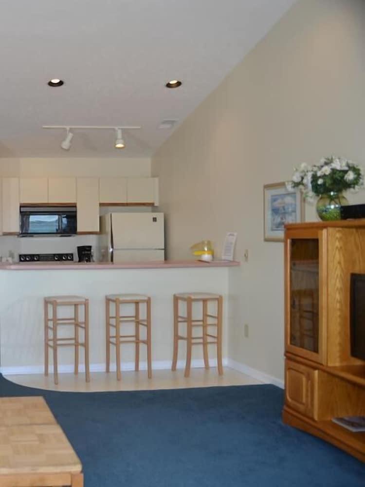 Beach Condominium Hotel photo 58
