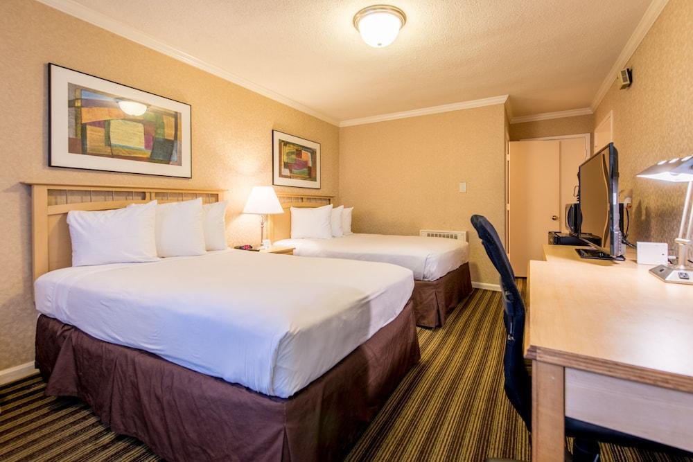 Civic Center Motor Inn photo 10