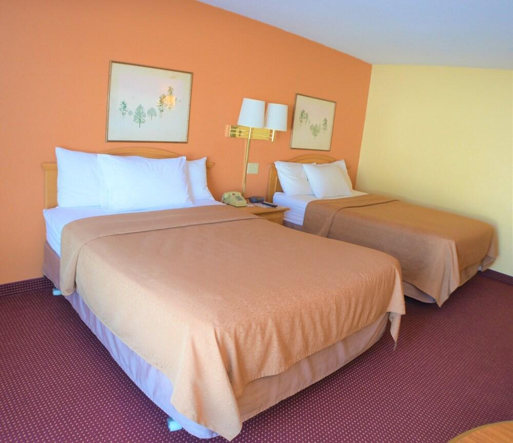 Old Towne Motel photo 14