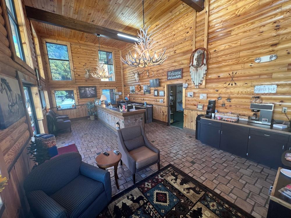 Cherokee Lodge photo 4