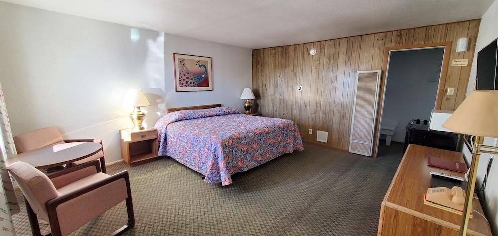 Budget Inn photo 23