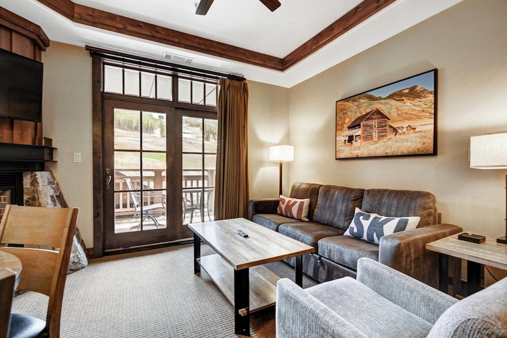 One Ski Hill Place, a RockResort, by Vail Resorts photo 51